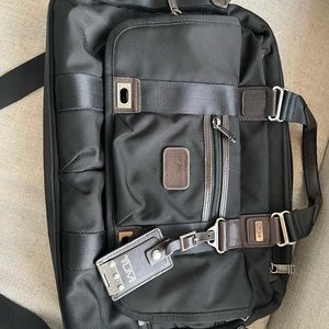 Tumi brand leather messenger bag